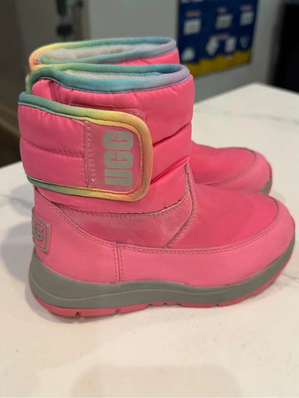 UGG girls 10T boots